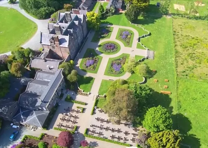 Newly Refurbished Self-catering Sleeping 5 Vakantiehuis